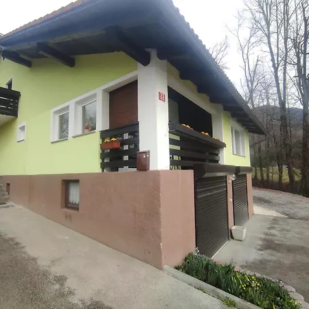 Apartma Zadnikar
